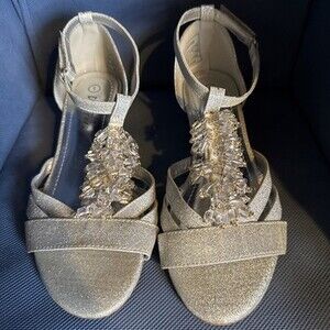 Girls Dream Pairs Size 1 Silver Sparkly Dress Shoes Easter Wedding Party